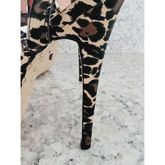Betsey Johnson 10M Strappy Sandal High 6" Heels Animal‎ Print 2013 Stilettos - Picture 8 of 11